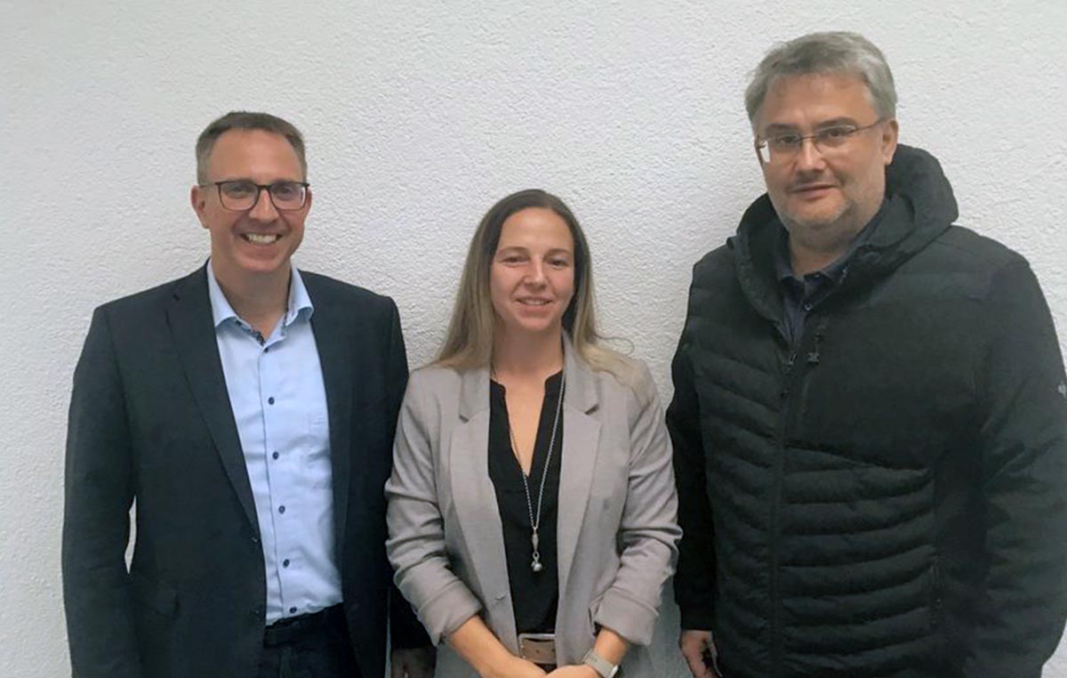 Tina Bartel mit dem Baustoffverbund Süd